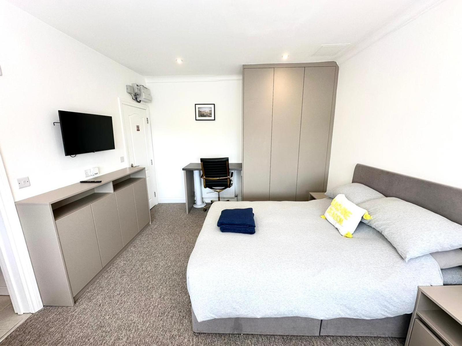 Sunny Modern, Private Apartment,15 Mins To Central London Hendon Exterior photo